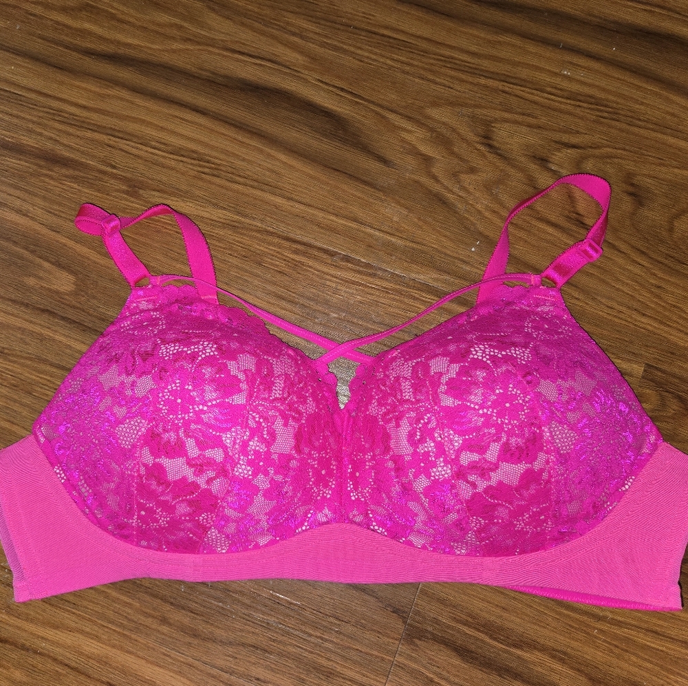 Torrid Pink Lace Underwire Bra
